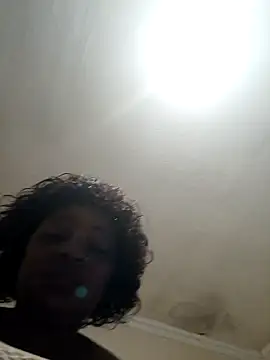 BustyBoobsxXx999's cam snapshot