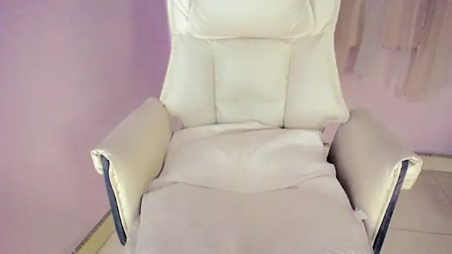 __18Angel__'s cam snapshot