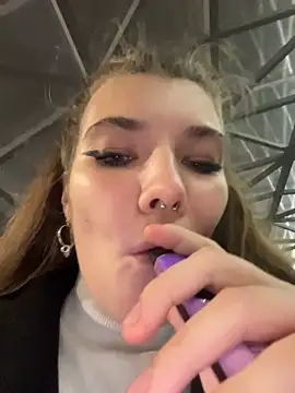 Holy_Tereza live sex cam