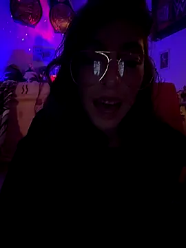 Amani_thewolf live sex cam