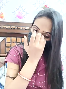 Yours-Bebo live sex cam