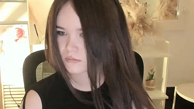 Elainebeness's cam snapshot