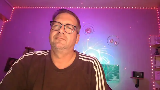 matrikes1's cam snapshot