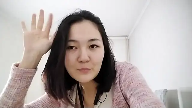 Lyndasilk's cam snapshot