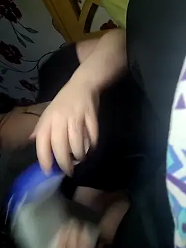 itsCuteTits's cam snapshot