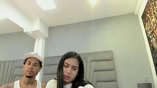 violet_and_myers's cam snapshot