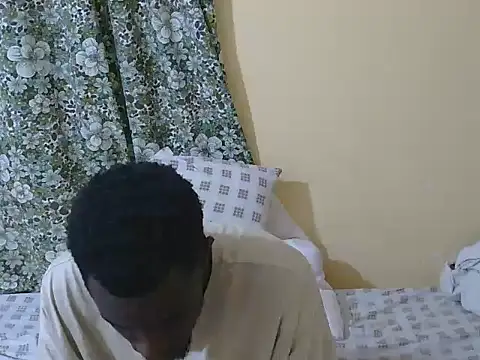 large_blackdick's cam snapshot