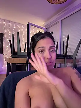 LaPetiteKim's cam snapshot