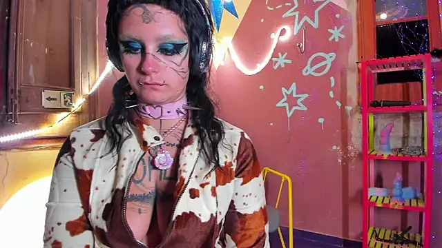 lady_sontse_'s cam snapshot