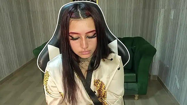 koraa_t's cam snapshot