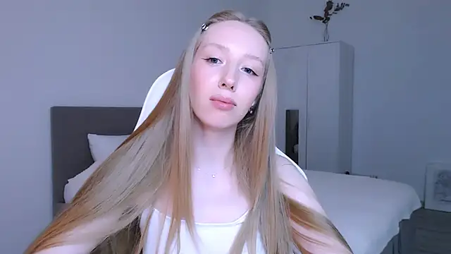 Luna_insniity's cam snapshot