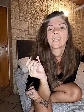 Dreamlove1's cam snapshot