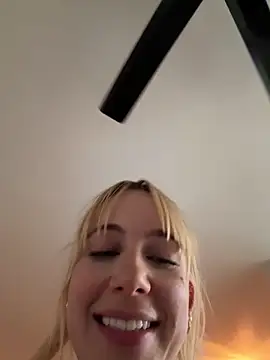 rileylovesyou's cam snapshot