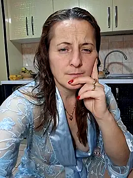 Sweet-milf-'s cam snapshot