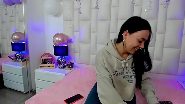 Ariana_rouse's cam snapshot