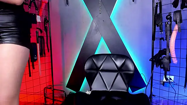 MissAlix_Mia_bdsm's cam snapshot