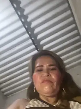 dirty-mother34's cam snapshot