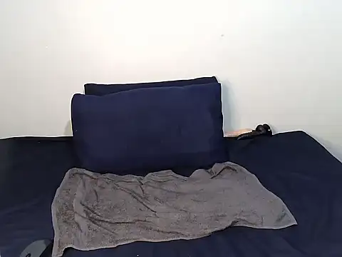 Dickcraverb30's cam snapshot