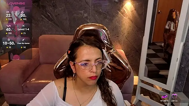 _Evoni_b's cam snapshot