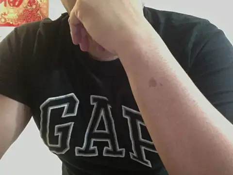 zeusmasterhorny's cam snapshot