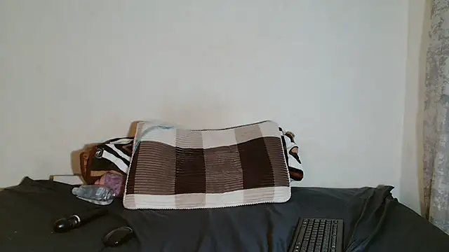 DarkChocox01's cam snapshot