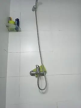 Luckyan10's cam snapshot