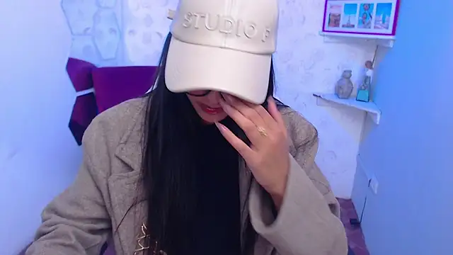 Cailee_Mansour's cam snapshot