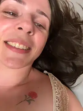 Lady_LauraRose's cam snapshot