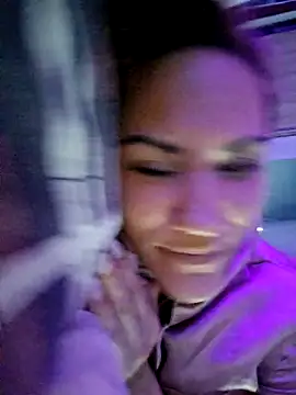 SlimBellaa's cam snapshot