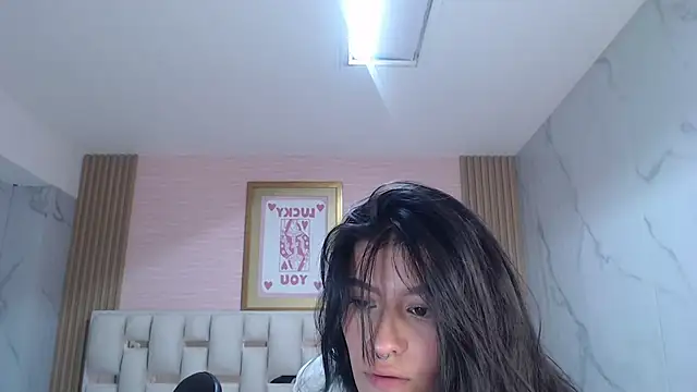 helena1_s's cam snapshot