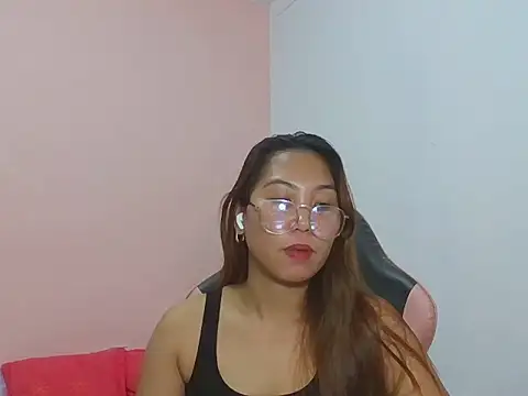 Hotsexy_kisses's cam snapshot