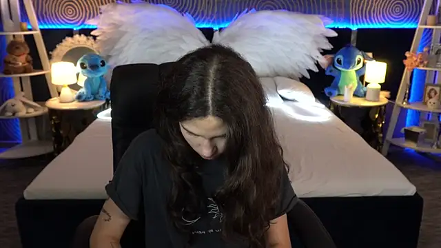 BabyFlowerr's cam snapshot