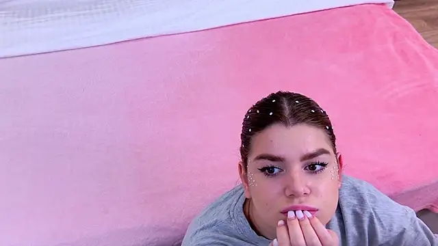 MelanieCarterr's cam snapshot