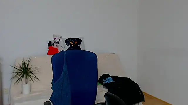 ZeinMiracles's cam snapshot