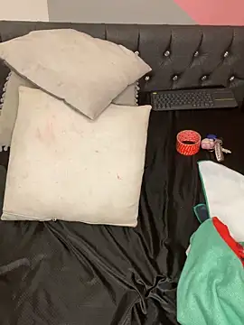 Nicky_gh's cam snapshot