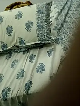 susmita_hotti's cam snapshot