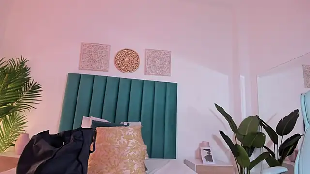 EmaaTaylor's cam snapshot