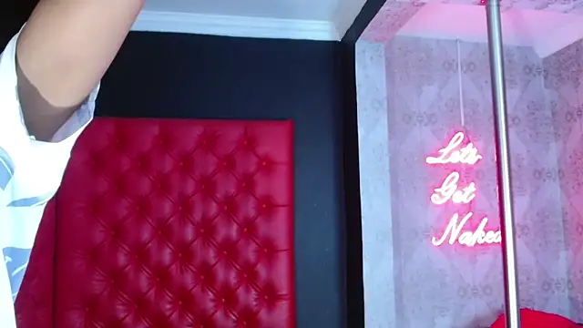 CrystalBrooke3x's cam snapshot