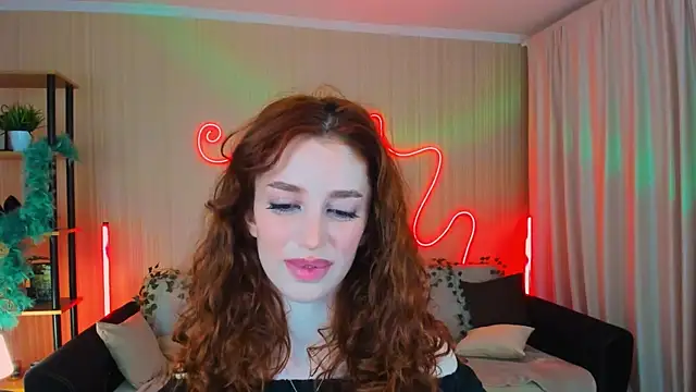 ChristinaConteeree's cam snapshot