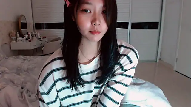 Miu1_girl live sex cam