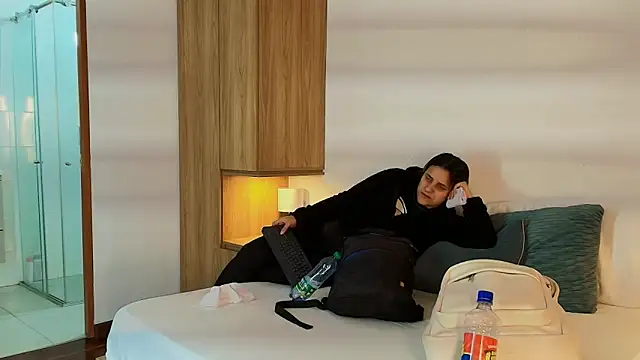 Dakota_Megan_69's cam snapshot