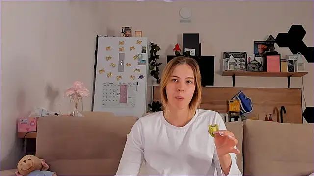 Girl_alone_home's cam snapshot