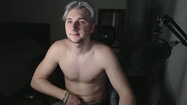 Elvin_Vaenight's cam snapshot