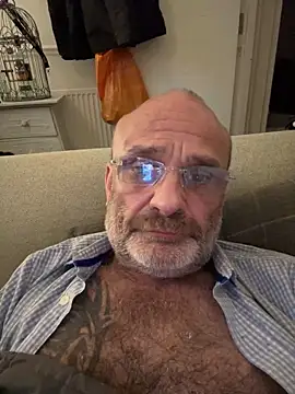 Shyboy817's cam snapshot