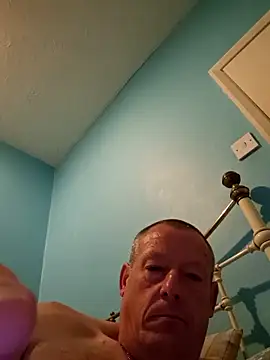 Tyson120's cam snapshot