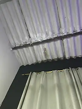 Esmesweet23's cam snapshot