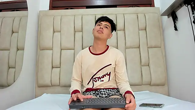 Felipe_Cold live sex cam