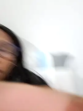 sarah_garcia_'s cam snapshot