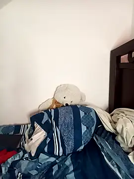 Elara_Nova's cam snapshot