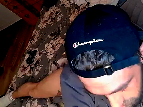 Fuckboy4public's cam snapshot